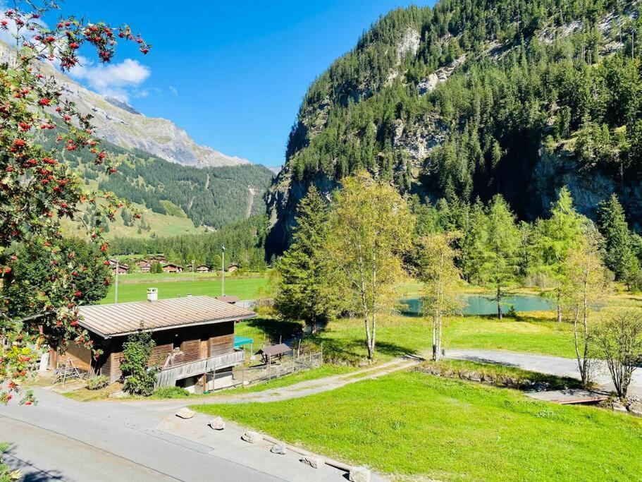 Cozy Apartment In Vintage House In Kandersteg Exterior photo