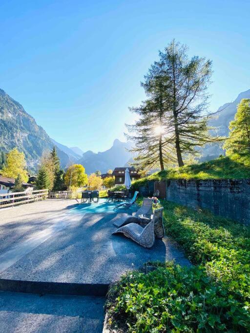 Cozy Apartment In Vintage House In Kandersteg Exterior photo