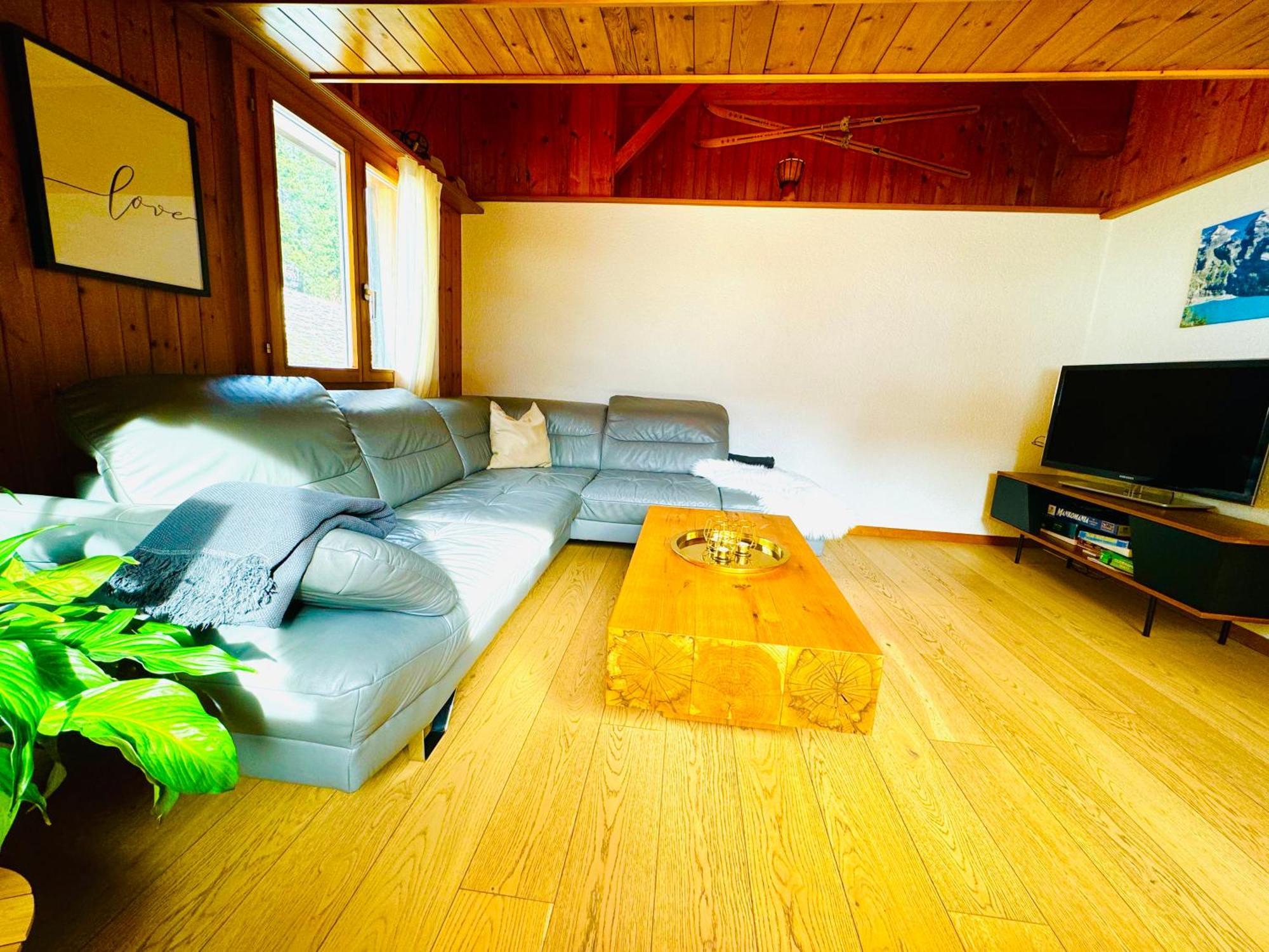 Cozy Apartment In Vintage House In Kandersteg Exterior photo