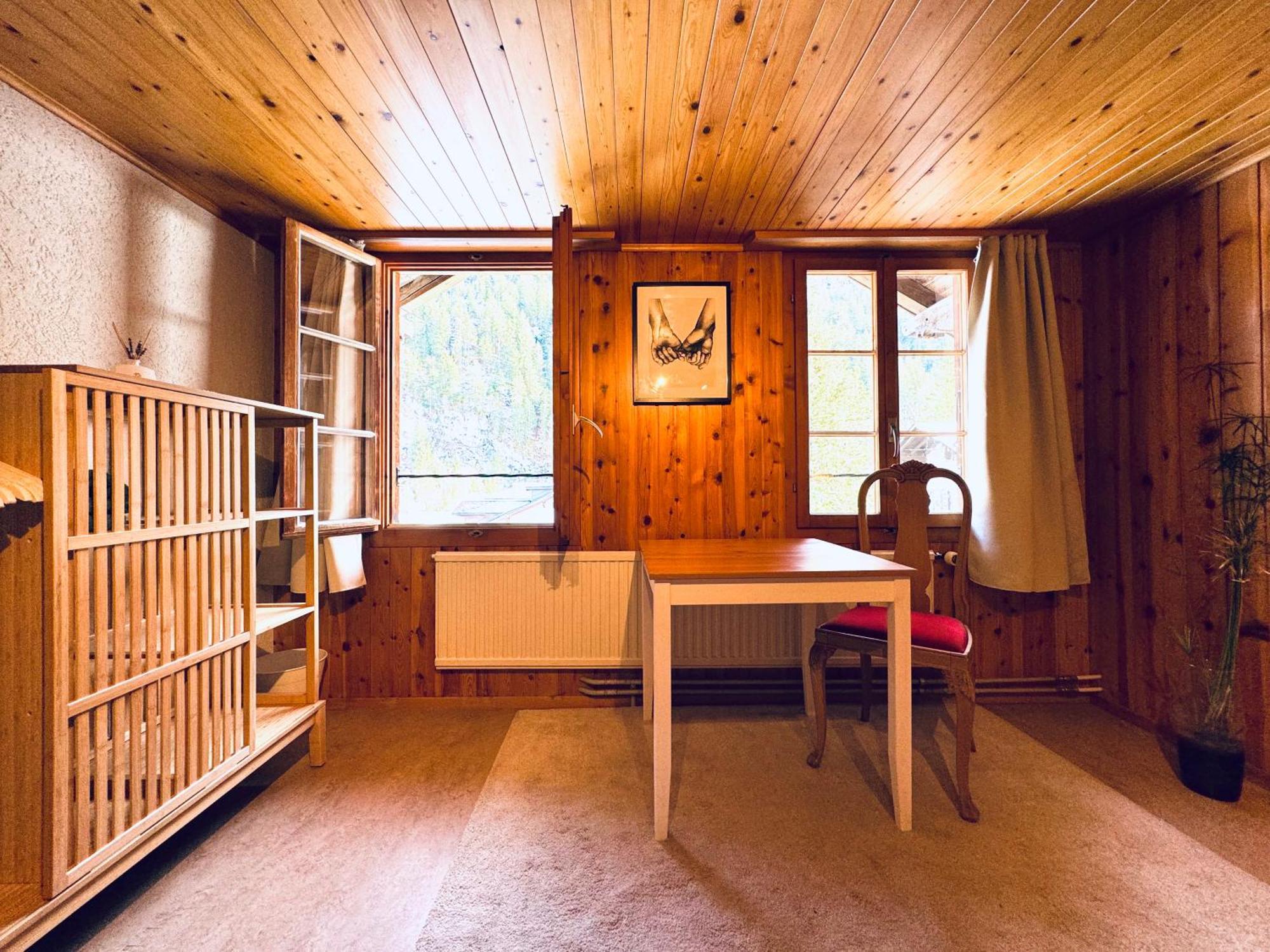 Cozy Apartment In Vintage House In Kandersteg Exterior photo